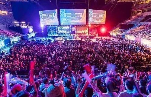 援首秀低迷 援首秀低迷