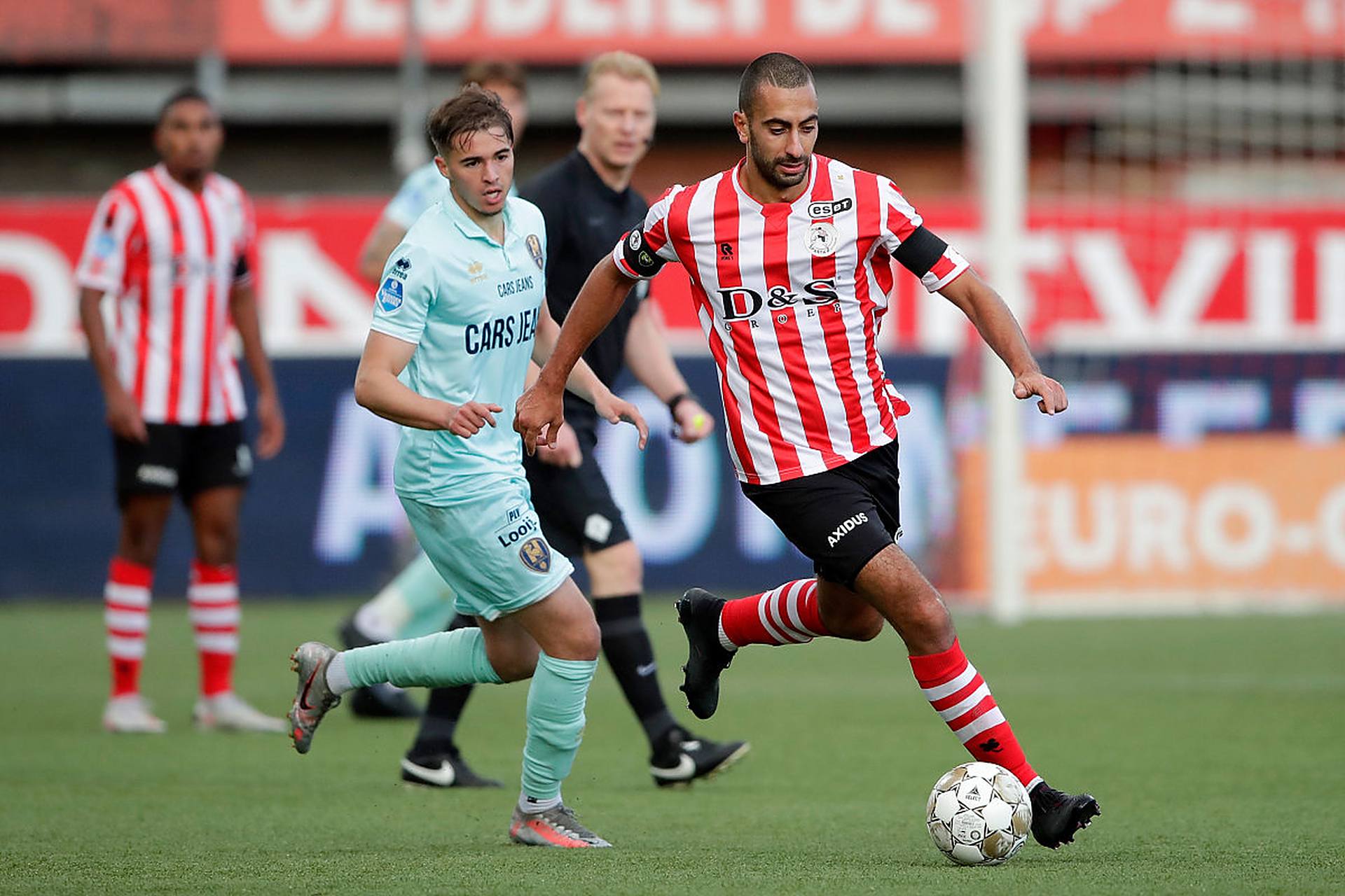 内角伸卡挤 内角伸卡挤